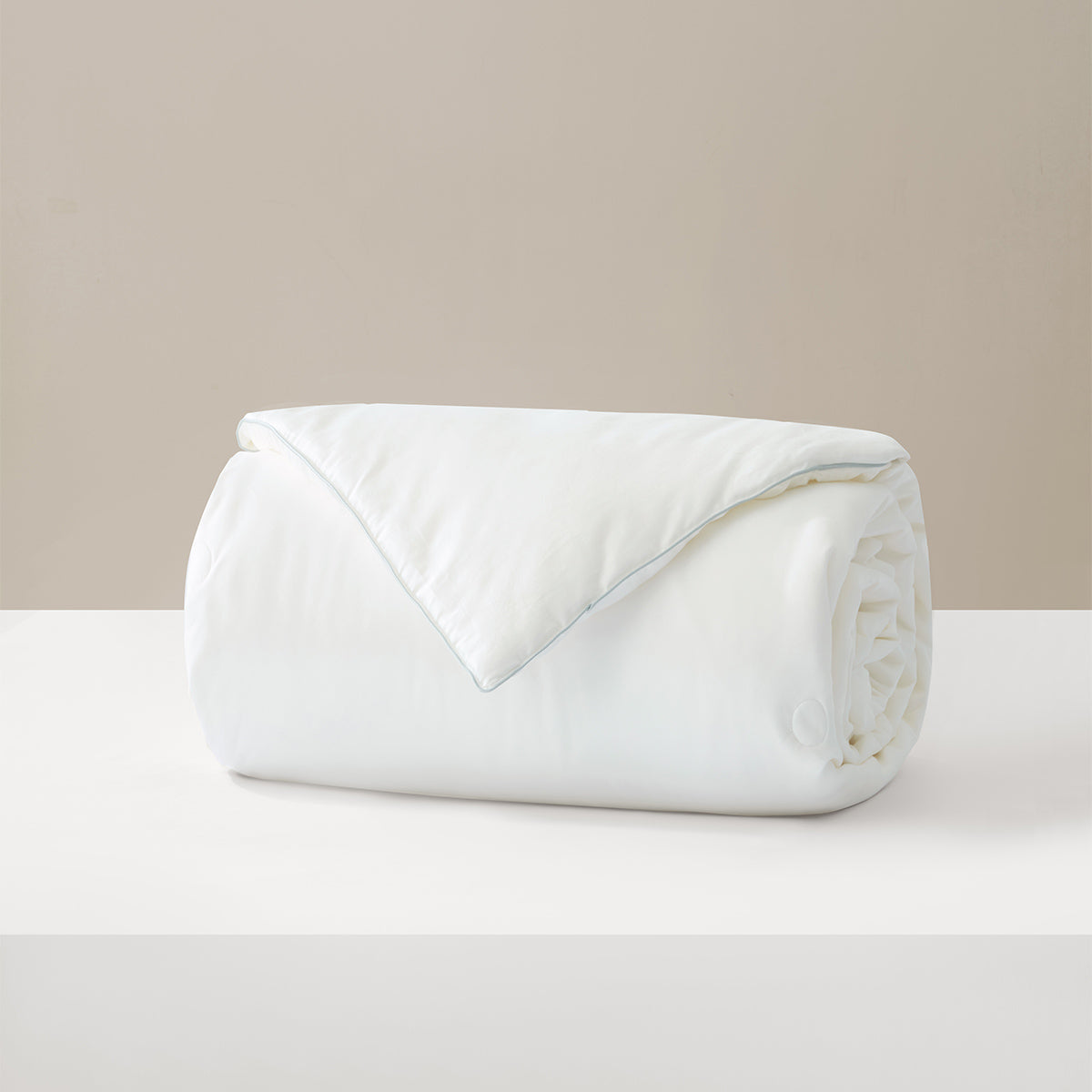 Leisurely 100% Mulberry Silk Comforter
