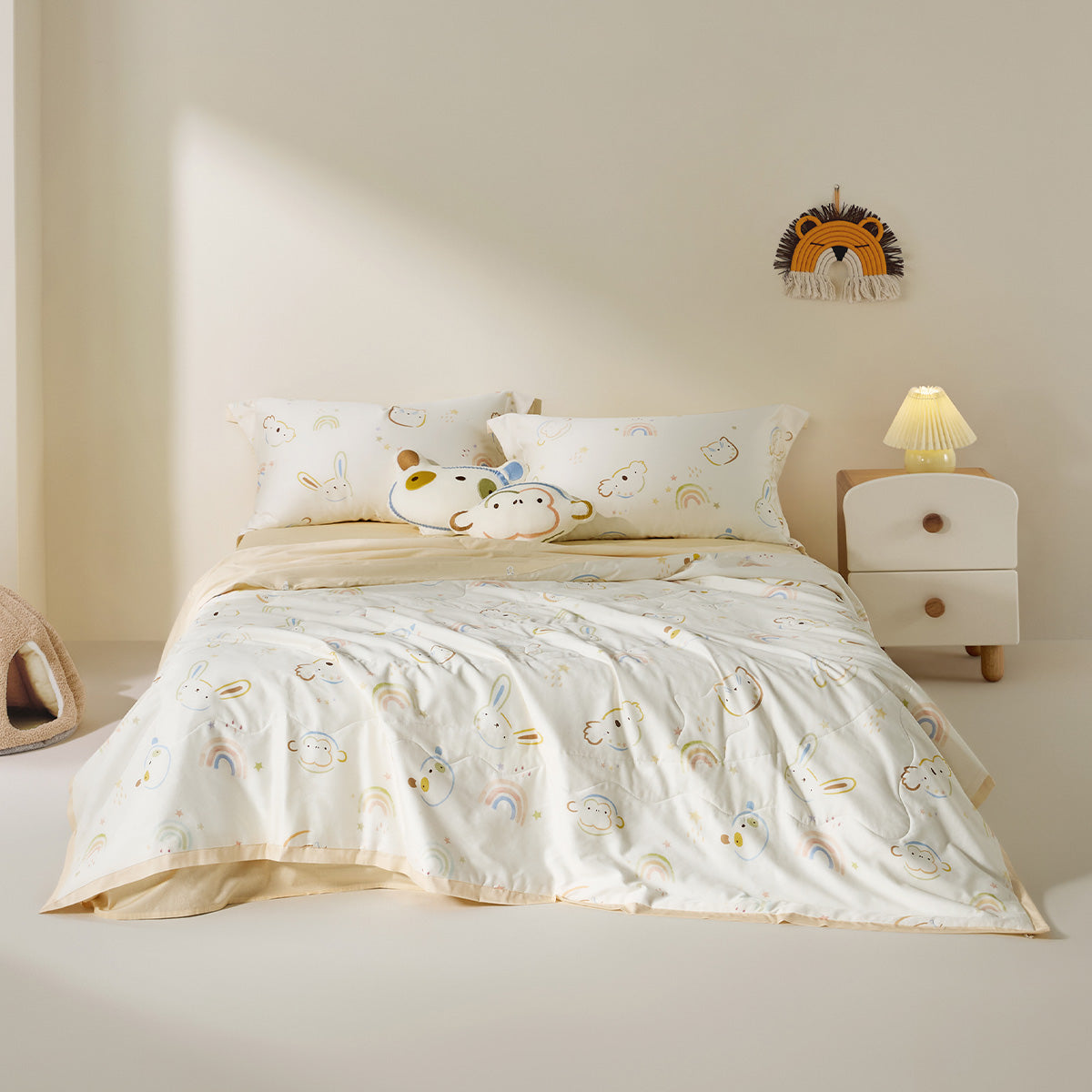Kids Silk Cover-Free 2-in-1 Comforter