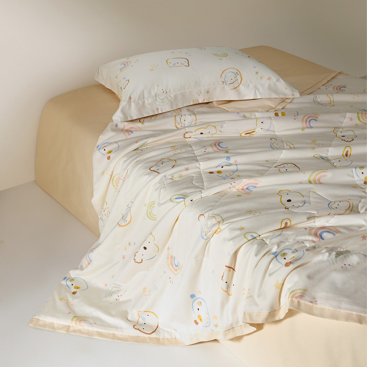 Kids Silk Cover-Free 2-in-1 Comforter