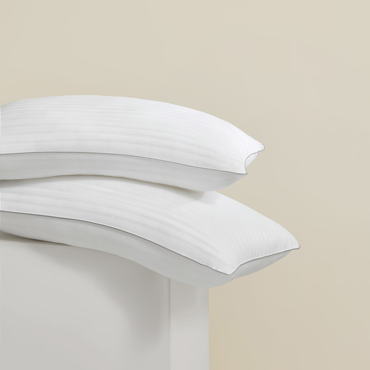 Jacquard Soft-Resilient Pillow