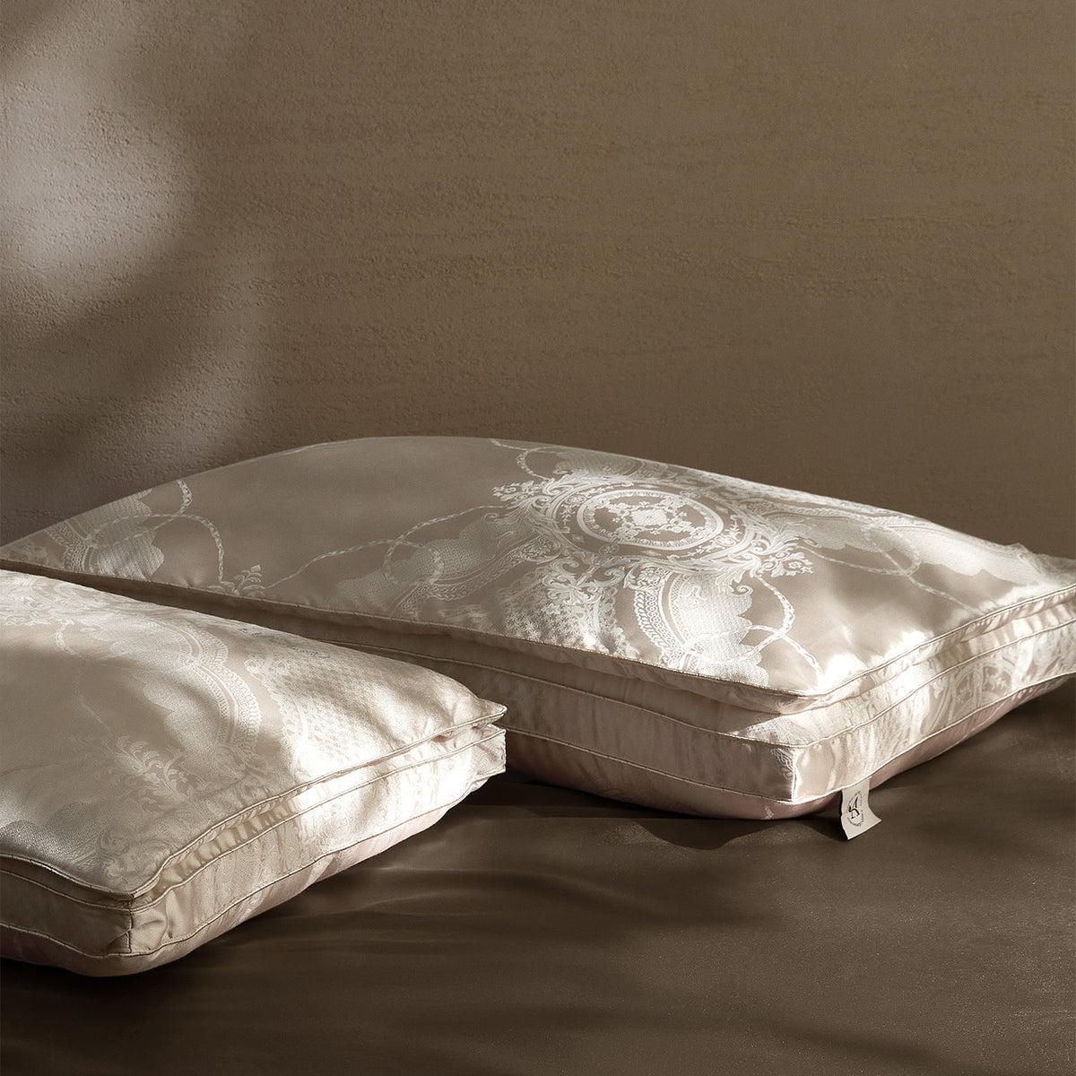 Premium Mulberry Silk Soft Pillow