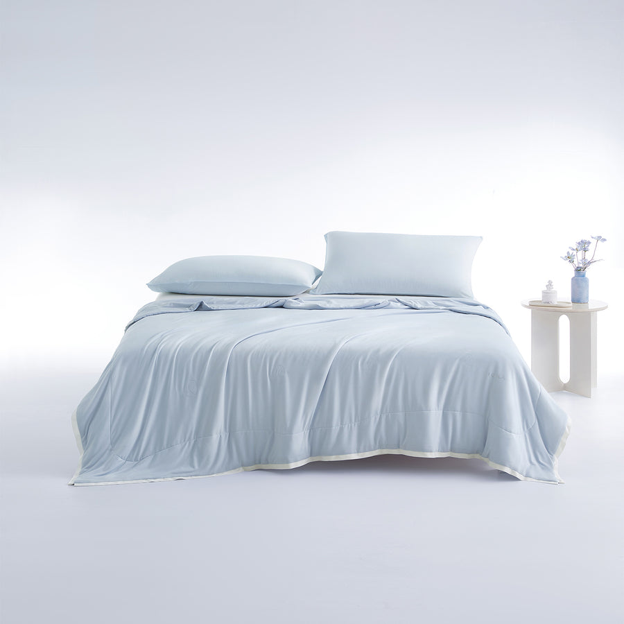 Mulberry Silk Knitted Summer Comforter