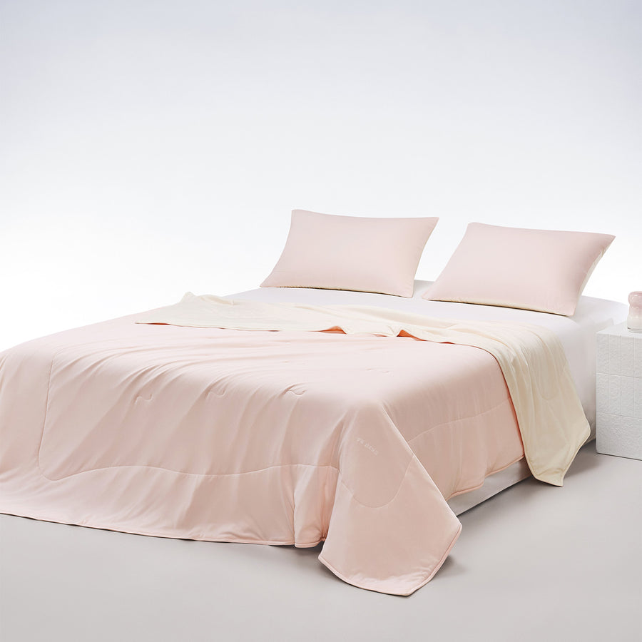 Double-Sided Cooling Quilt