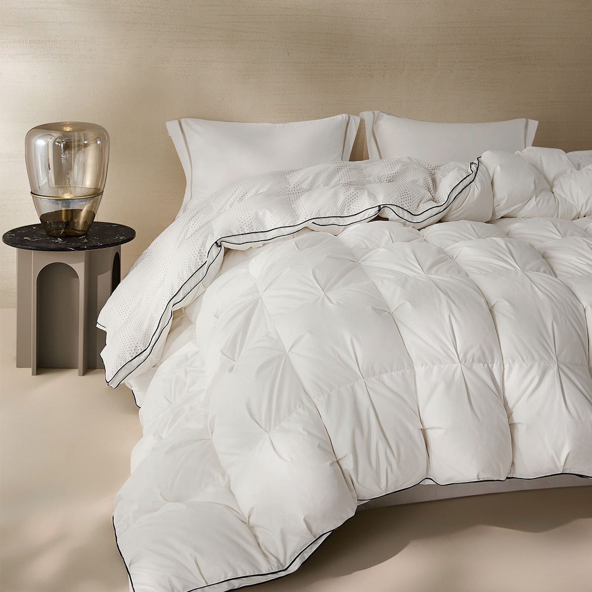 White Goose Down Winter Comforter