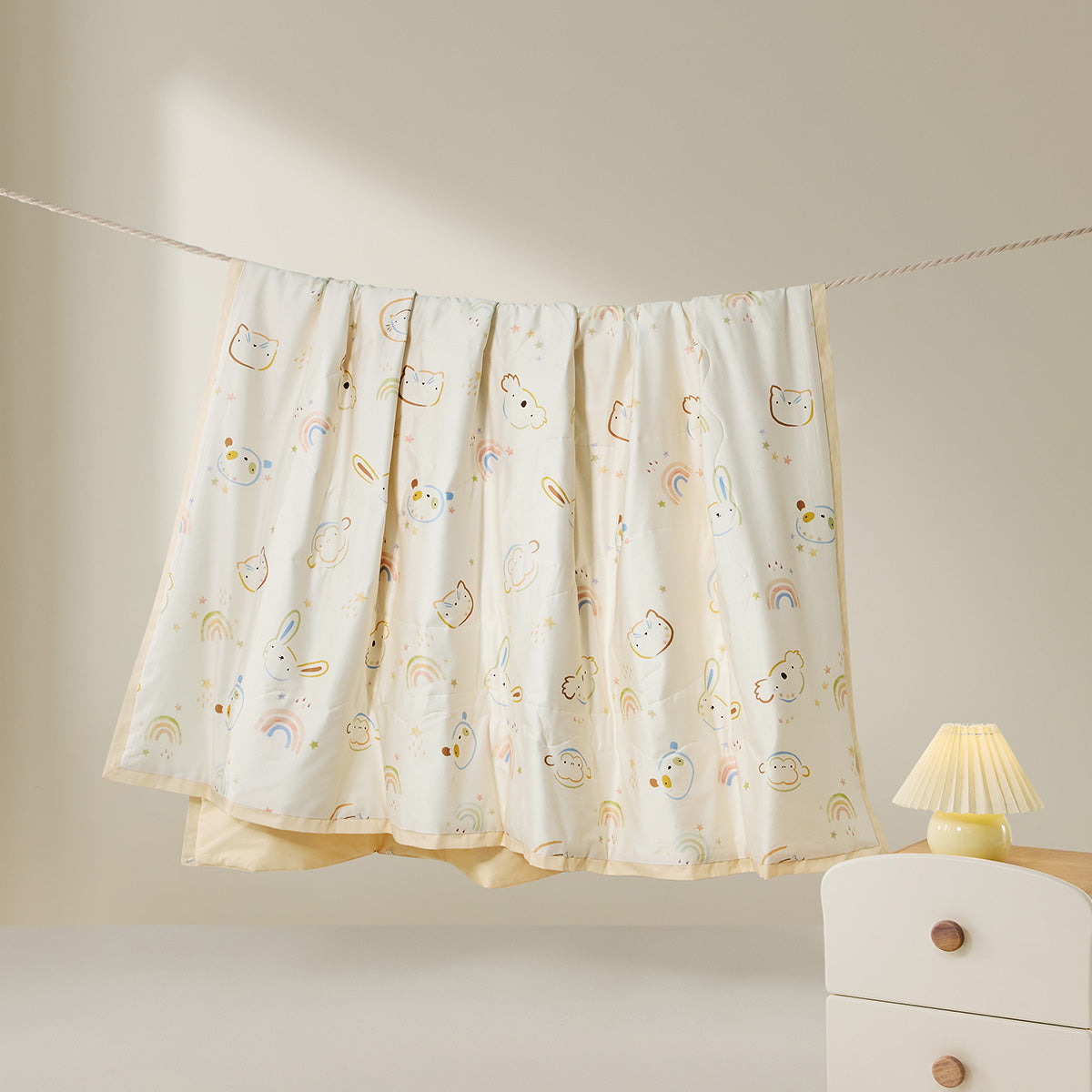 Kids Silk Cover-Free 2-in-1 Comforter