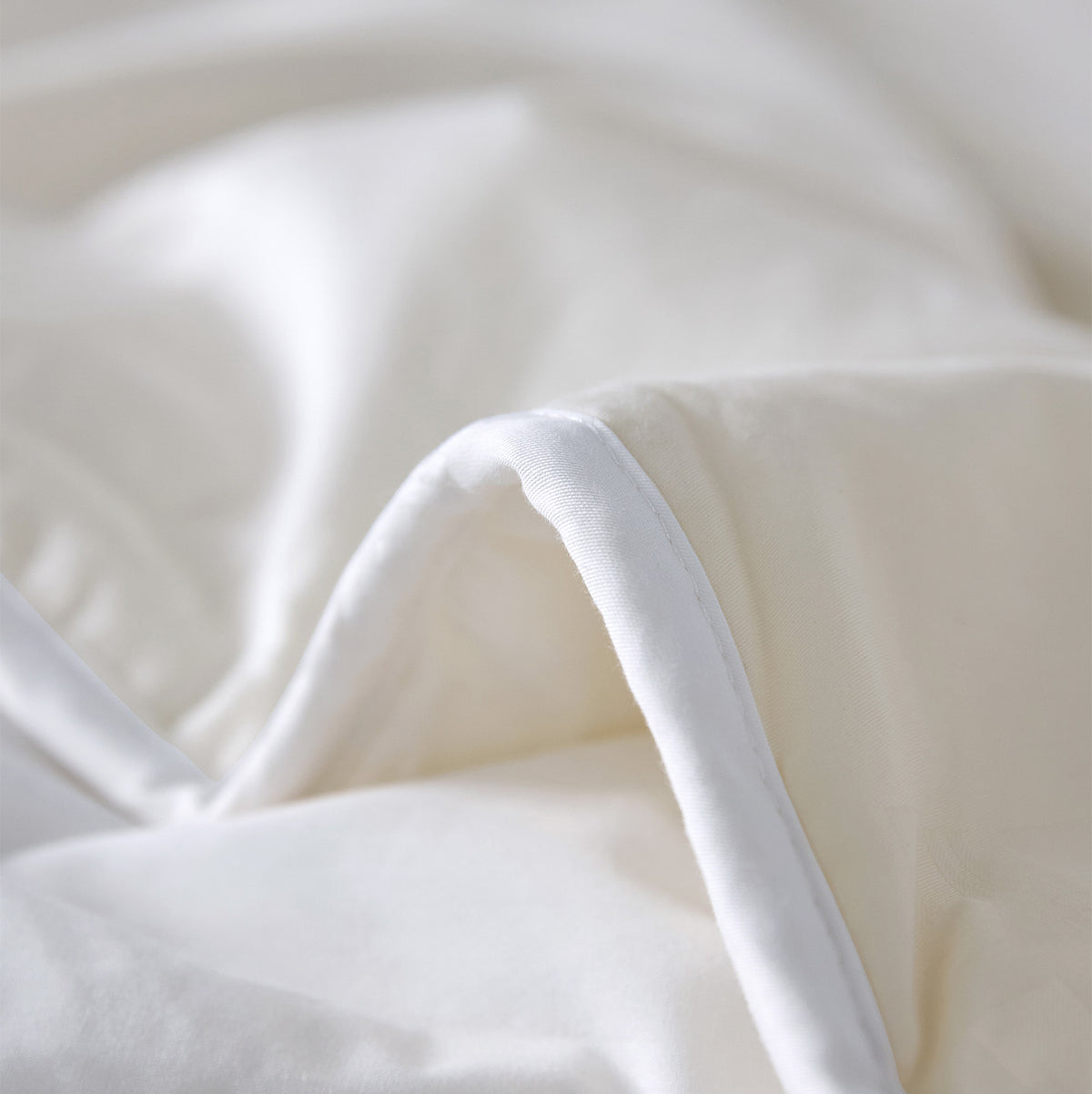 Cotton Jacquard Silk All Season Comforter