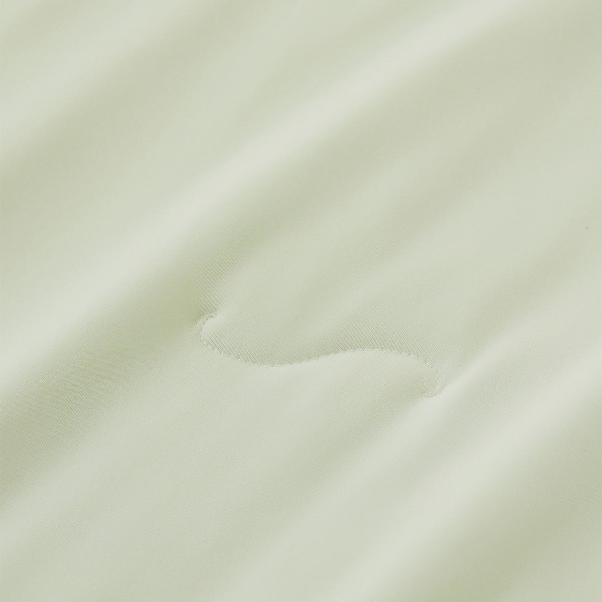 Dual-Sided Cooling Comforter