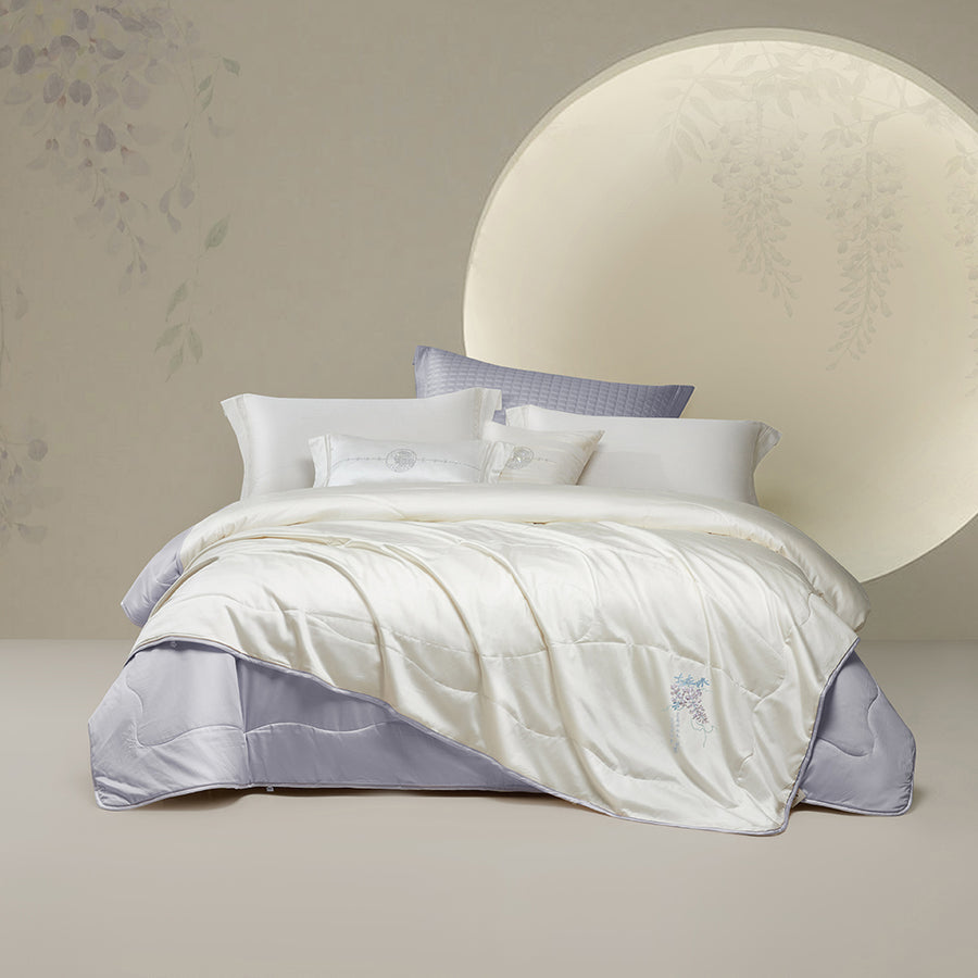 Fragrant Beauty 100% Silk Comforter